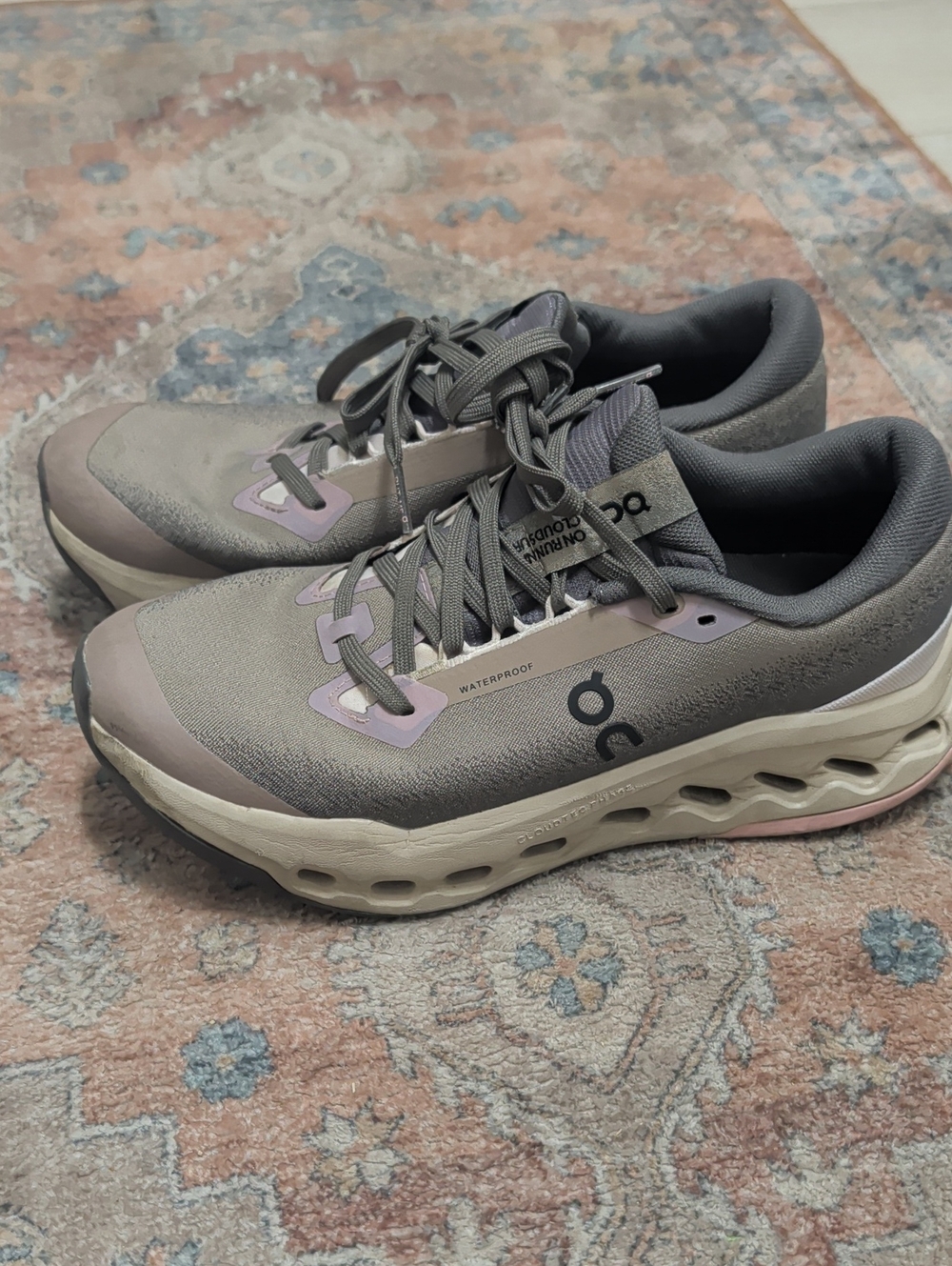 On cloud Running Women's Waterproof Running Shoes - Gray with Lilac Accents